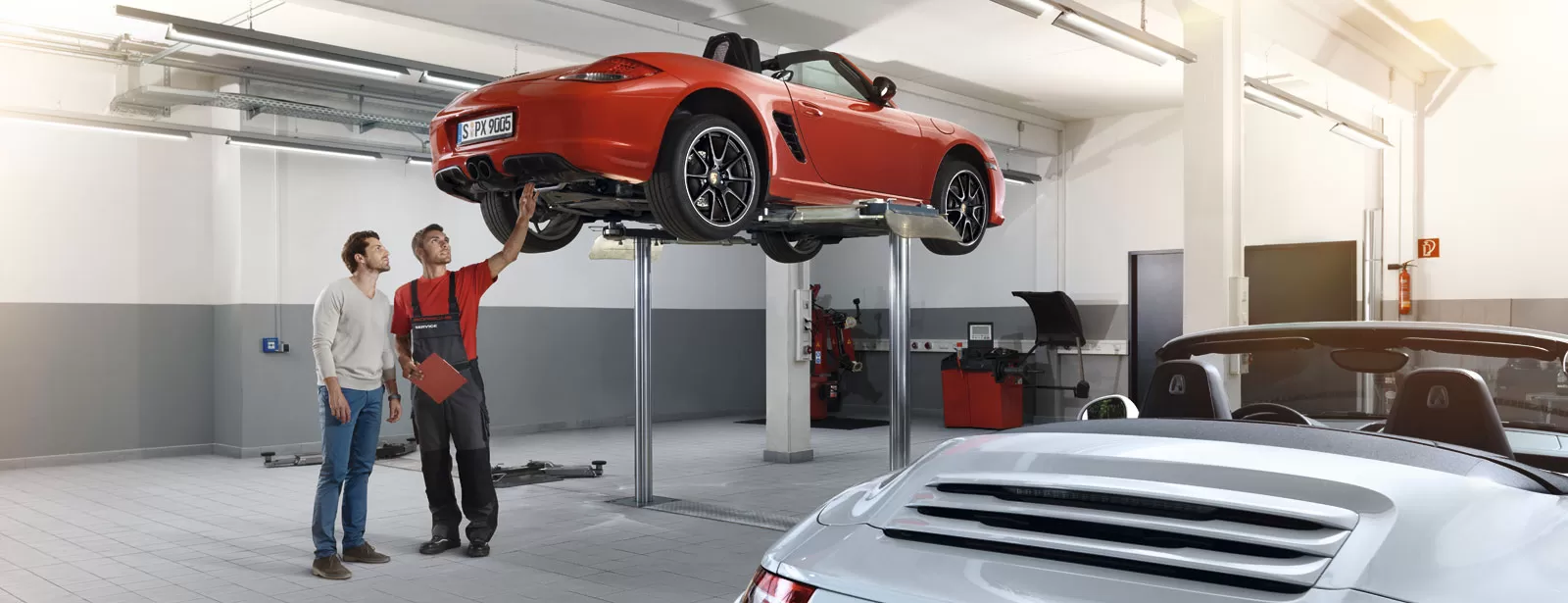 Индивидуальное предложение по сервисному обслуживанию автомобилей Porsche старше 3 лет